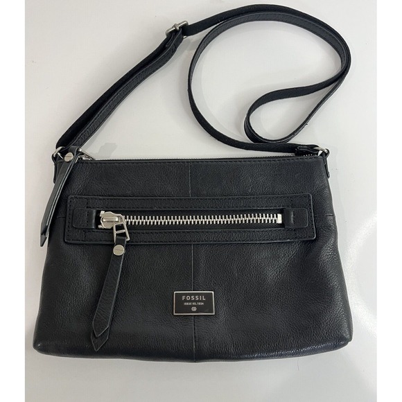 Fossil Top Zip Shoulder Black Leather Handbag Minimalist Basic Crossbody Buttery - Picture 1 of 10